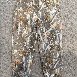 Comfrt Camo Print Women's Pants